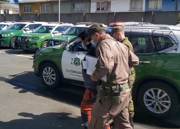 Hombre fue detenido con salvoconducto falsificado en Chillán