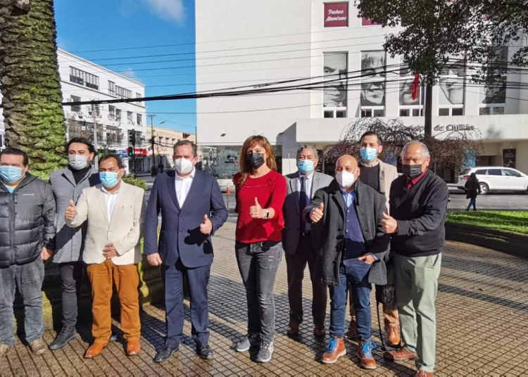 Candidato a diputado Cristian Ortiz confirma apoyo a senadora Loreto Carvajal