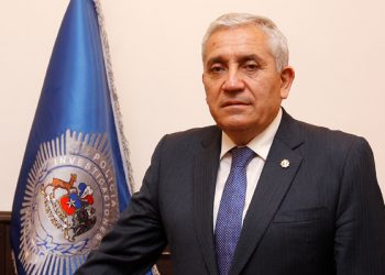 Decretan prisión preventiva para exdirector PDI, Héctor Espinosa