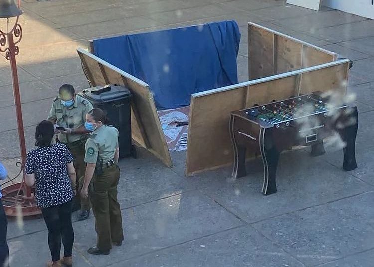 Estudiante se disparó en la cabeza al interior de Liceo en Santa Cruz