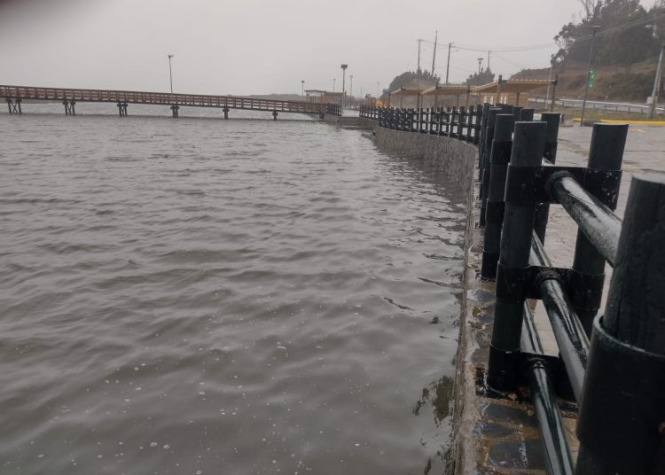 Río Buchupureo aumentó su caudal y amenaza con desbordarse