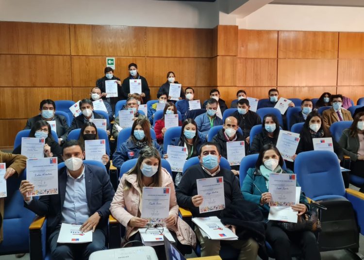 Bienes Nacionales capacita en regularización de terrenos a funcionarios municipales de Ñuble