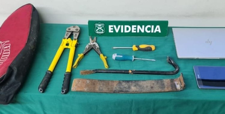 Carabineros detuvo a sujetos que sustrajeron especies desde local comercial del centro de Chillán
