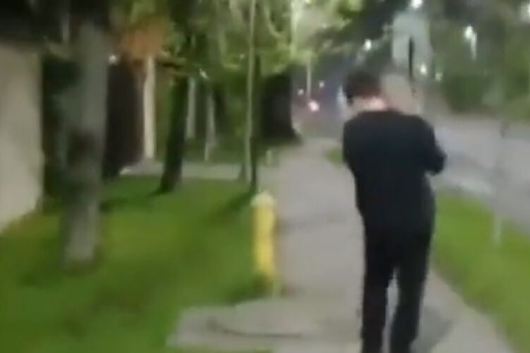 Andrés Barros Vicuña se llama el protagonista del viral donde se destruye un grifo en Las Condes