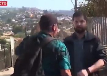 Presidente Boric explica a Marcelo Ríos el gesto del pantalón y lo emplazaa que no mienta