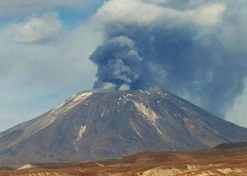 Reportan pulso eruptivo en Volcán Láscar en San Pedro de Atacama