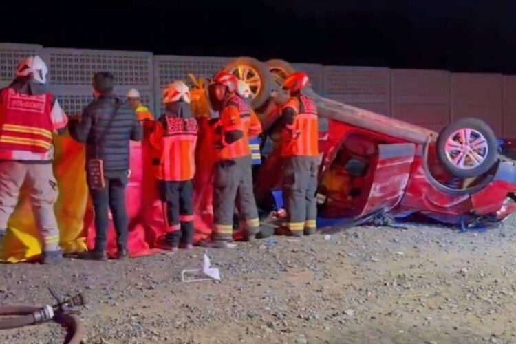 Cinco miembros de iglesia evangélica fallecieron en fatal volcamiento en Ruta 5 en Graneros