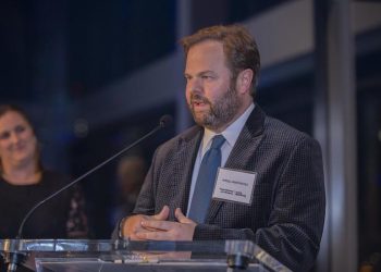 Magnate estadounidense premiará e invertirá en tres proyectos tecnológicos de estudiantes UdeC