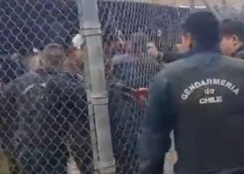 Tres gendarmes fueron retenidos por reos mapuches al interior de la cárcel de Angol