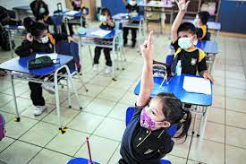 Minsal anuncia uso obligatorio de las mascarillas en los establecimientos educacionales