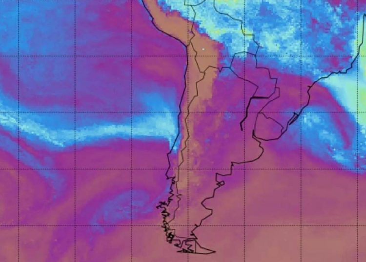 Alertan por fuertes lluvias e isoterma alta durante el fin de semana en seis regiones del país