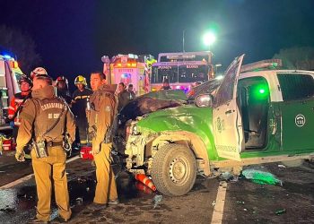 Persecución termina con dos carabineros muertos en Calle Larga: el sospechoso también perdió la vida