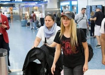 Shakira estrenó nueva canción «El Jefe» ft Fuerza Regida, y trae otro «palito»