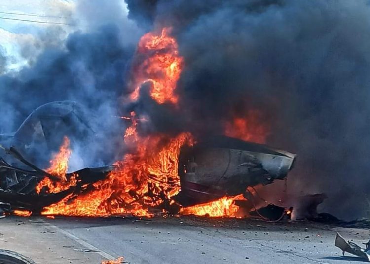Avioneta de CONAF cae sobre vehículos en ruta 5 sur cerca de Talca