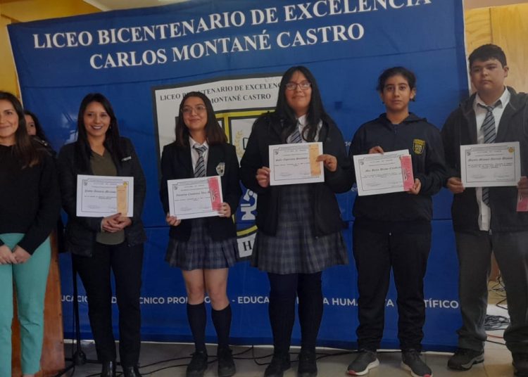 Liceo Bicentenario de Quirihue conmemoró el Día del Libro