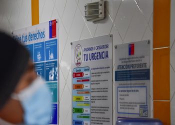 San Nicolás: Decretan uso obligatorio de mascarilla en recintos de salud y suspenden clases por 7 días