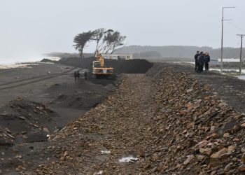 Dirección de Obras Portuarias del MOP mejorará y protegerá sector costero de Perales