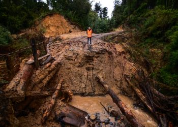 LLuvias causan estragos en caminos rurales en Quillón