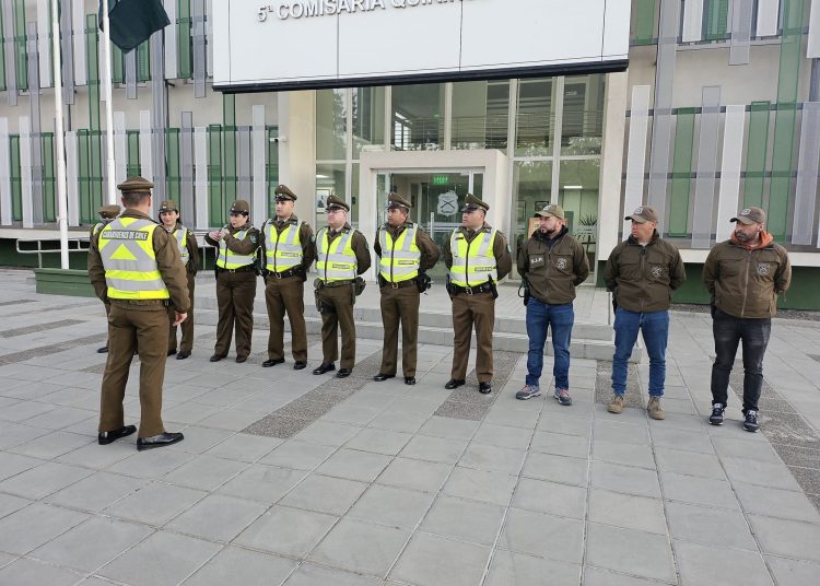 Carabineros se despliega para dar seguridad en exterior de locales de votación en Itata
