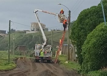 Municipio consigue financiamiento para instalación de luminarias solares públicas en Cobquecura