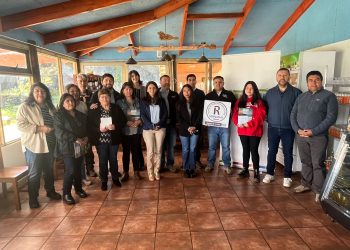 Sernatur Ñuble entregó Sellos R de Registro a empresarios turísticos en Cobquecura