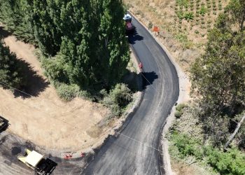 Vialidad del MOP Ñuble finaliza trabajos de asfaltado en 2 kilómetros del camino a Minas de Leuque en Trehuaco