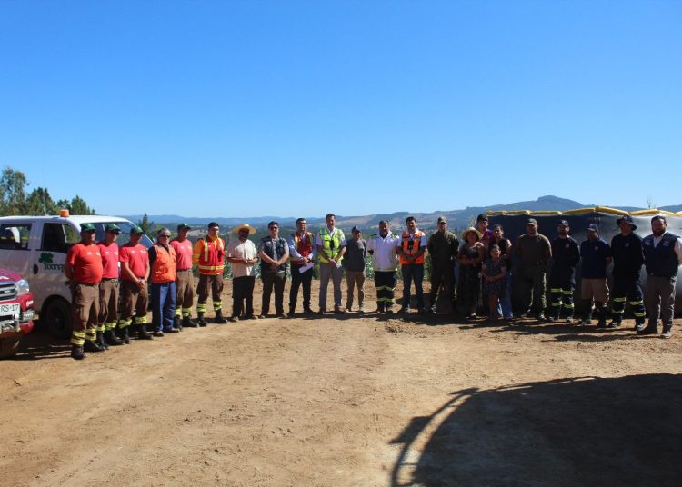 CONAF instala piscina autosoportante para combate de incendios en Quirihue