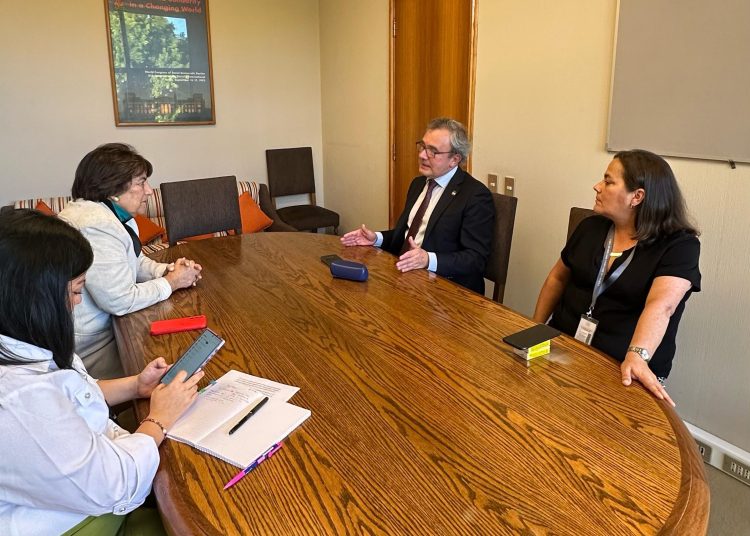 Parlamentarios de Ñuble se reúnen con la ministra de Defensa para insistir en la instalación de una Capitanía de Puerto en Cobquecura