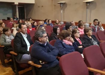 Adultos mayores de Quirihue reciben capacitación para postular a fondos SENAMA