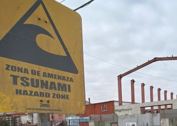 Desactivan alerta de evacuación por tsunami en Magallanes pero prohíben acercarse al borde costero