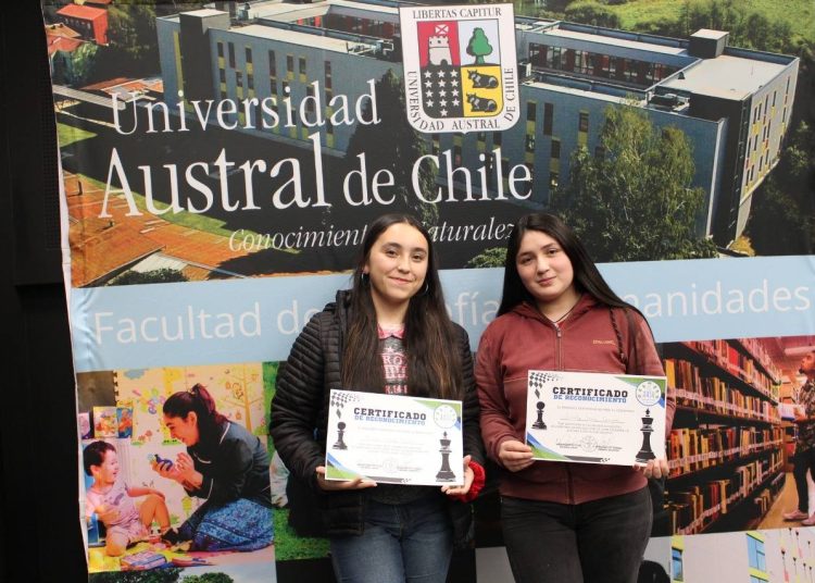 Estudiantes de Quirihue participaron en torneo nacional de ajedrez en Valdivia
