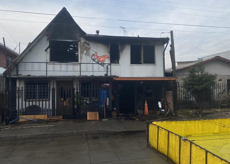 Dos viviendas destruidas fue el saldo de violento incendio en Villa El Conquistador de Coelemu