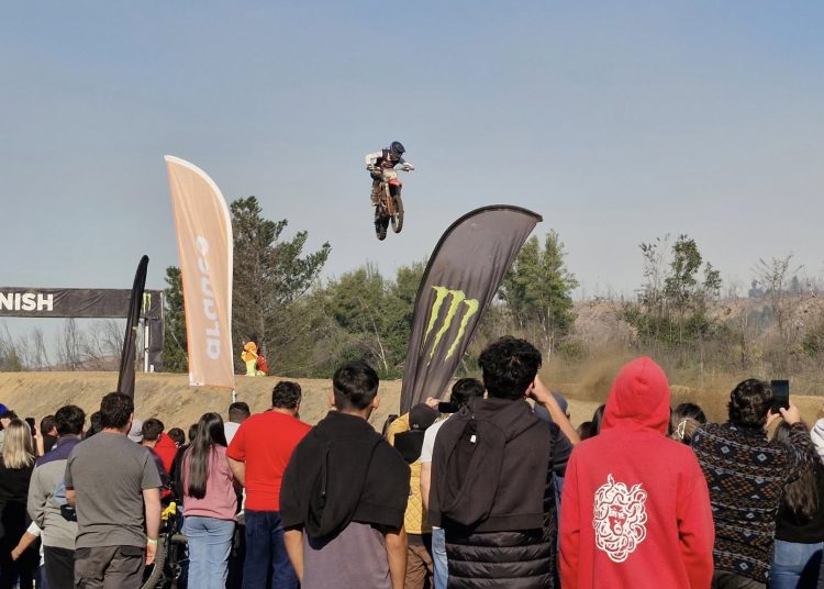 Deportistas coelemanos destacaron en competencia de Motocross ChileMX