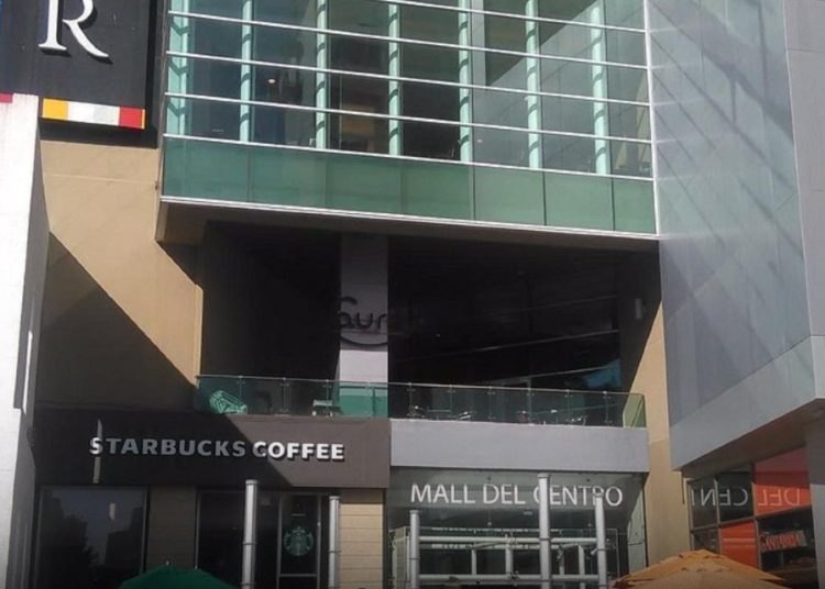 Menor de 13 años baleado en Mall del Centro en Concepción tras venta de celular sigue en la UCI pediátrica