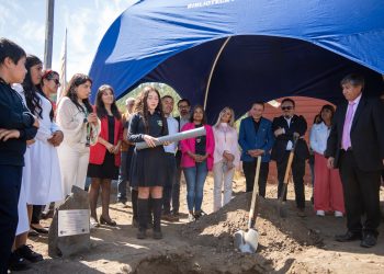En Coelemu colocan primera piedra de nueva Escuela Felipe Cubillos en Perales en inicio del Año Escolar Regional 2026